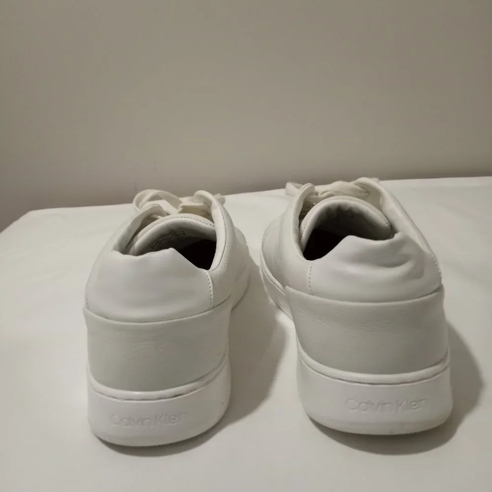 Calvin Klein calvin klein